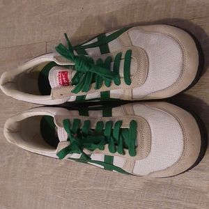 Men's size 9 Onitsuka Tiger Asics